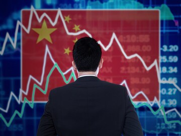 China abandons growth target for 2020 as coronavirus disrupts economy