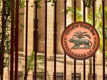 RBI working group proposes dramatic changes to Indian banking