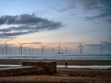 Britain turns to bankers to blaze a green trail