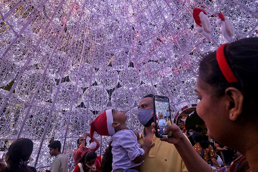 Photo of the day: Merry making