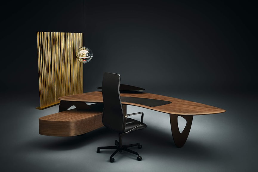 1.walterknoll tama desk-bg