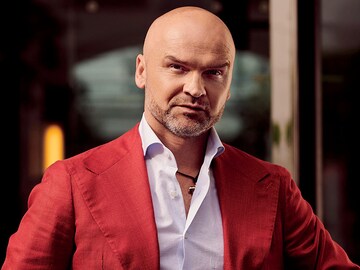 Can the future of ecommerce be beyond home deliveries? This Polish parcel king bets on it