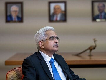 RBI announces fresh liquidity measures for banks, aid for small borrowers