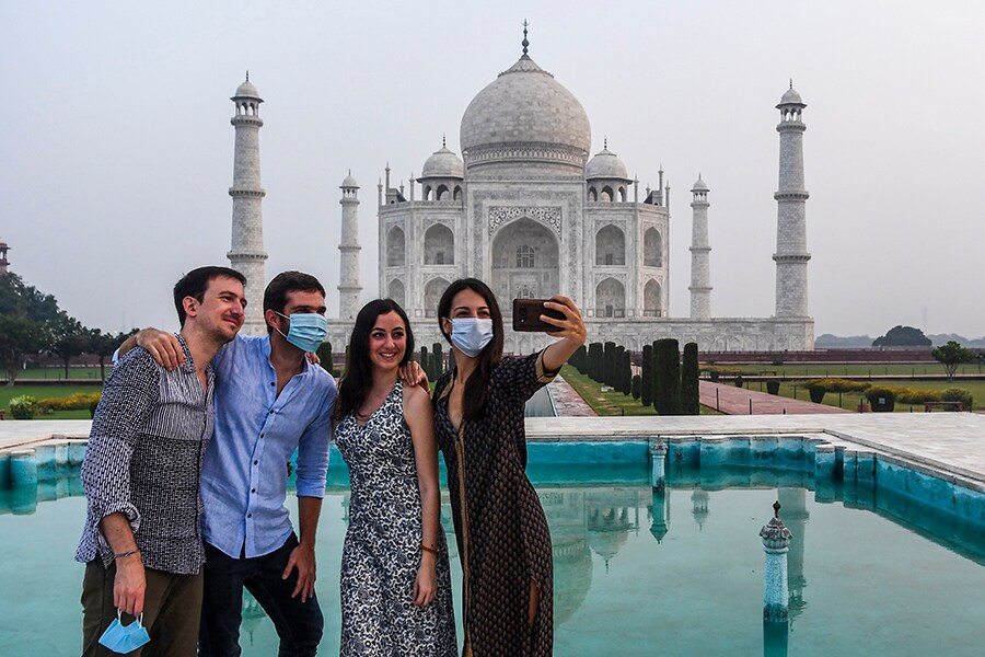 India to re-open for tourists from October 15