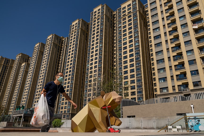 Evergrande crisis shows cracks in China's property market