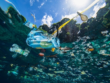 How countries like Ghana, Indonesia or Vietnam are fighting plastic pollution