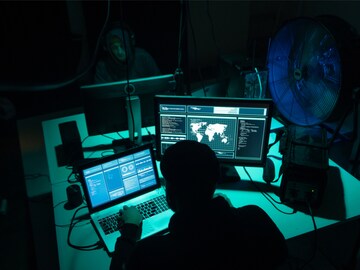 Germany closes Russian darknet marketplace Hydra