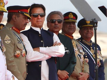 Pakistan PM Imran Khan faces boot after SC orders parliament restored