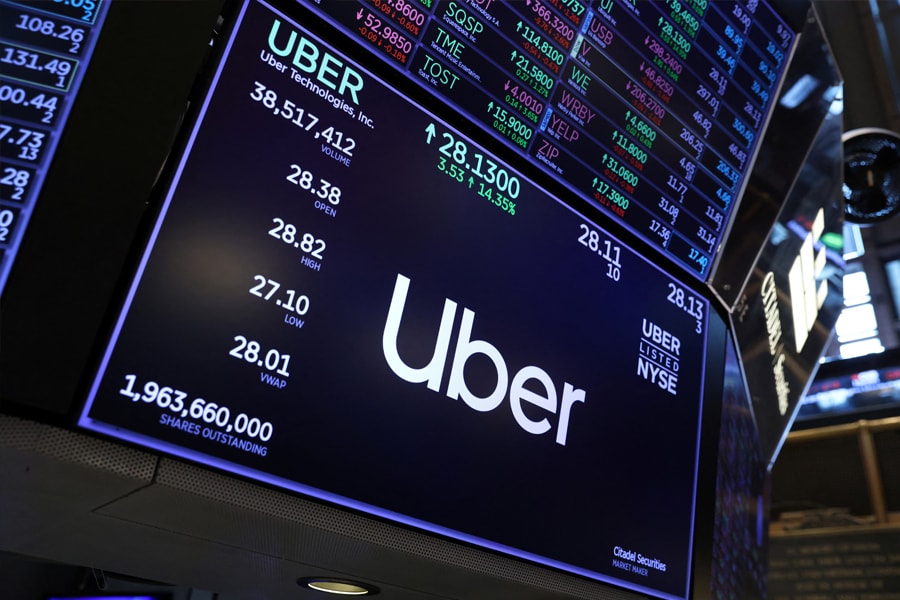 Uber reports $2.6 billion loss, but revenue spike cushions blow