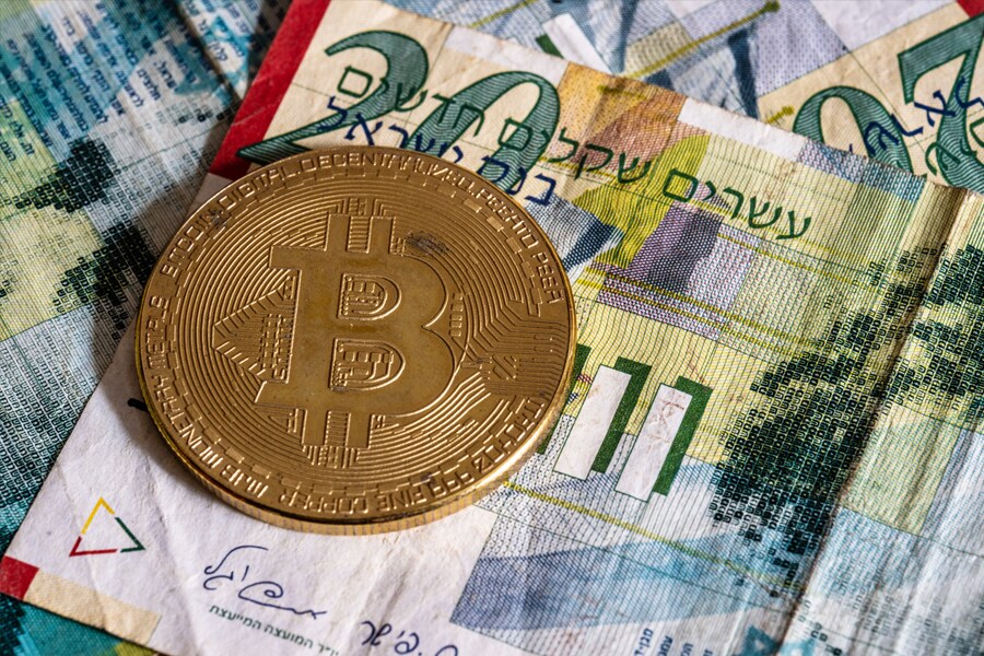 Israel puts the brakes on cash to spur digital payments