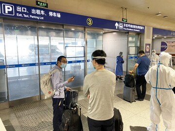 Global business travel won't see full recovery until 2026: report