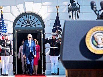 Prosecutors struggle to catch up to a tidal wave of pandemic fraud