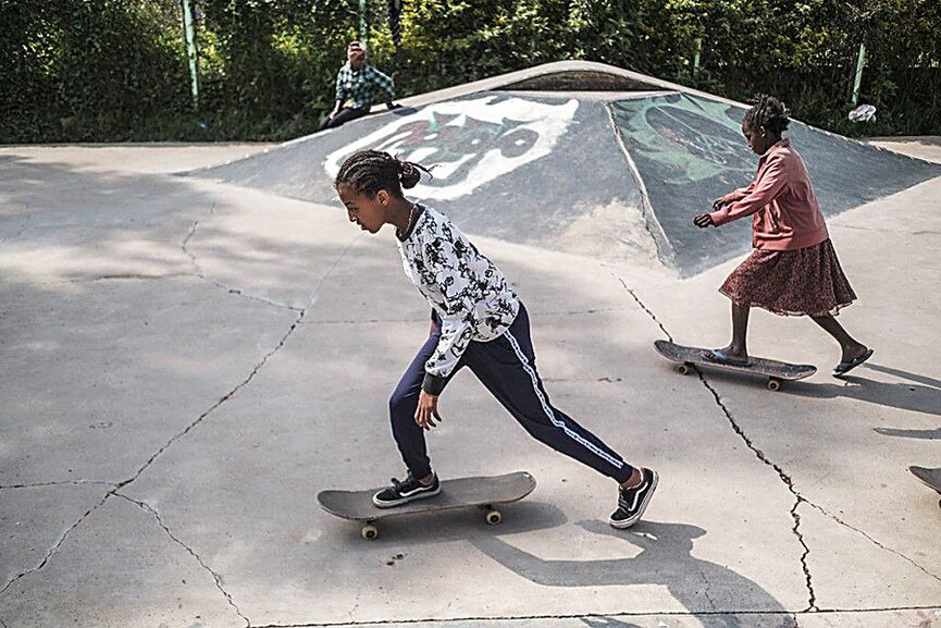 Ethiopian girls break taboos and find joy in skateboarding