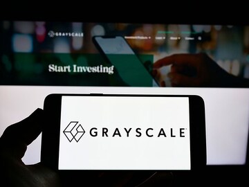Leading Grayscale digital currency funds available at a 50% average discount to NAV