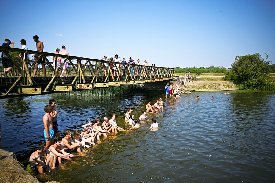 UK breaches 40 degrees Celsius for first time