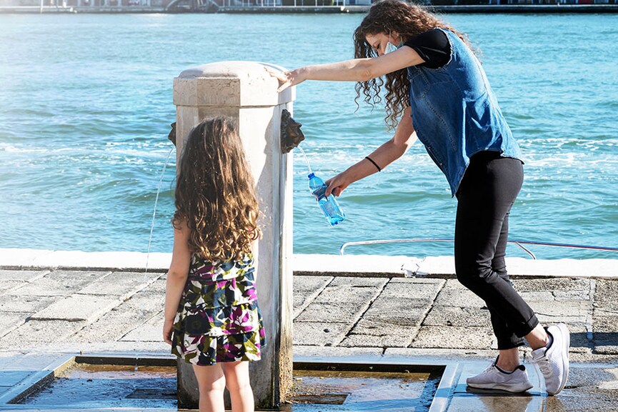 Venice pushes tourists to drink from fountains and shun plastic