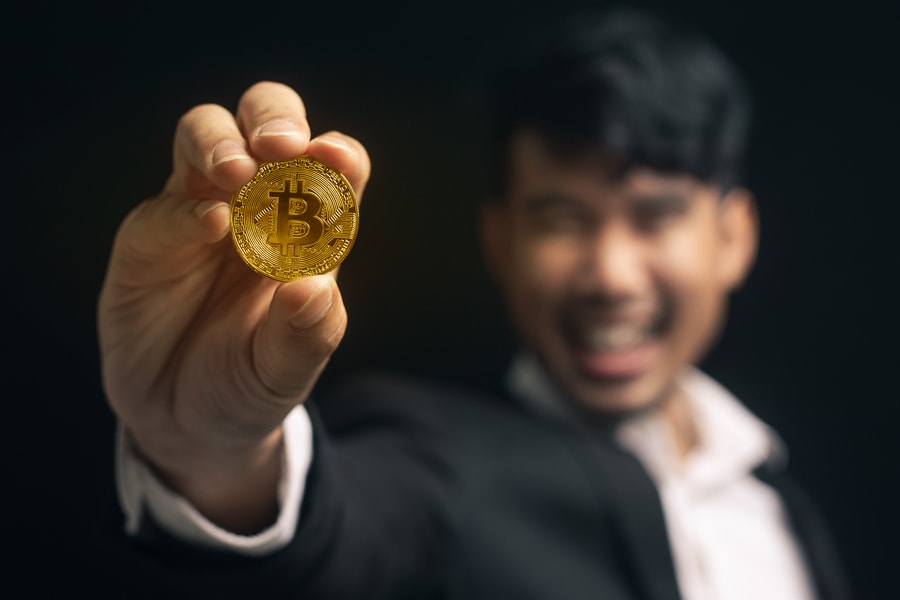 Over half of the Asian affluent possess crypto investments in their portfolio
