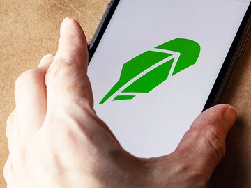 FTX exchange reportedly acquiring Robinhood