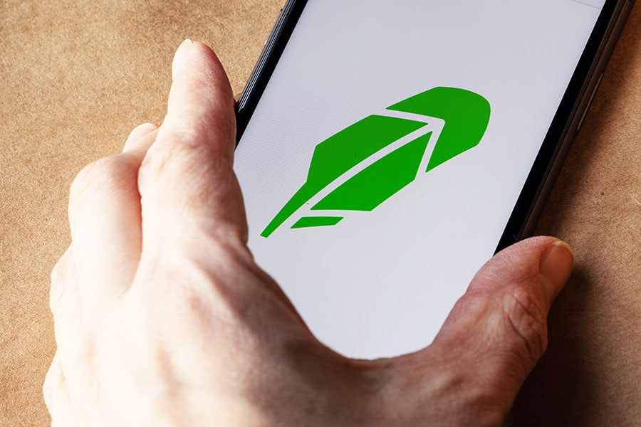 FTX exchange reportedly acquiring Robinhood