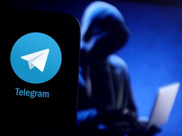 Lacking oversight, Telegram thrives in Ukraine disinformation battle
