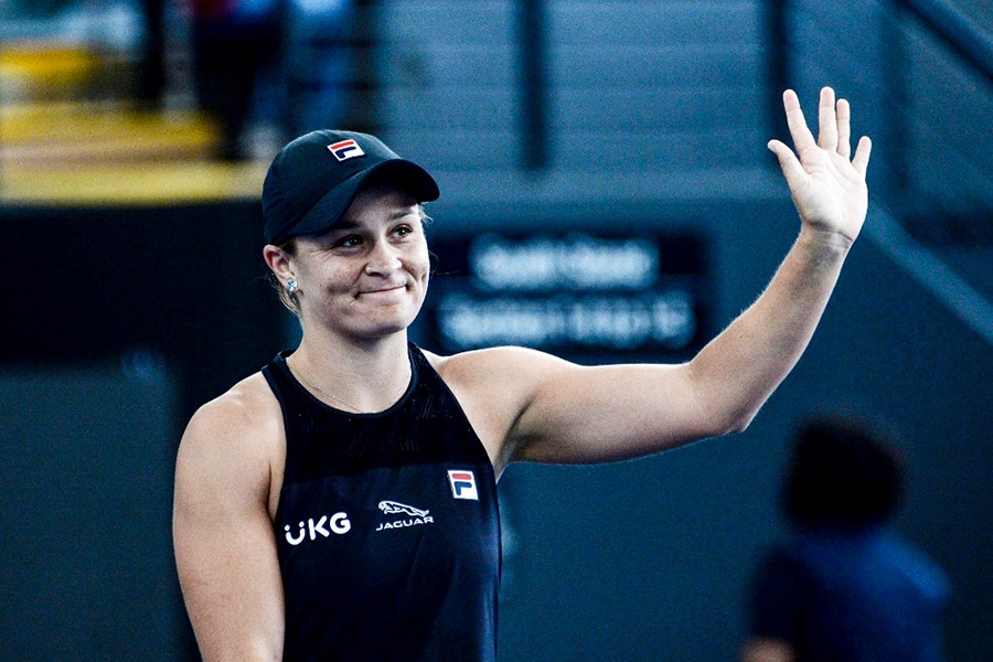 World no. 1 Ashleigh Barty retiring from tennis at just 25