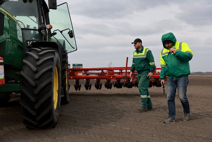 Morda Vasyl (L) and Holovanych Andrii work on planting sugar beet seeds in the field on March 26, 2022 in Humnyska, Ukraine. With more than 150,000 square miles of agricultural land, Ukraine has been called the 