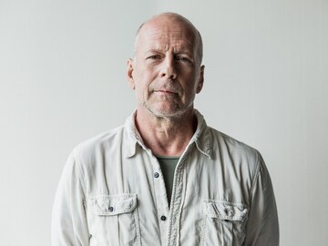 Bruce Willis diagnosed with aphasia; will step away from career