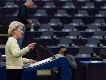 EU eyes Russian oil import ban amid new bid to evacuate Mariupol