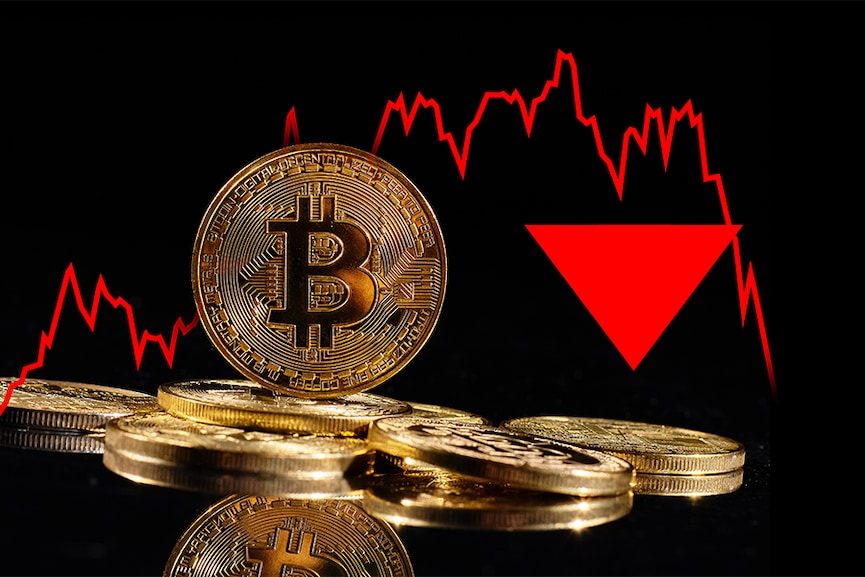 Bitcoin falls below ,000, lowest since July 2021