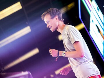 Vitalik Buterin commented on SBF after FTX collapse