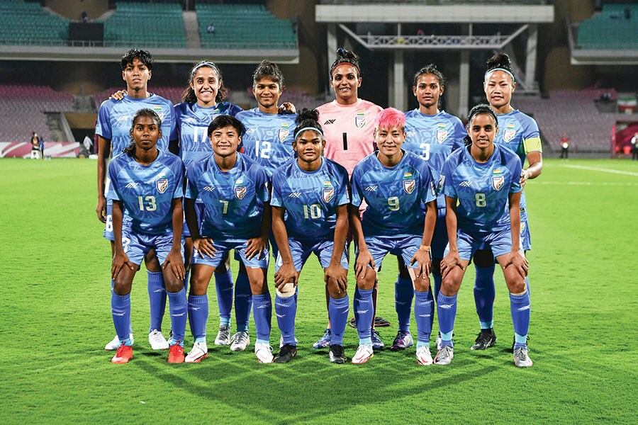 Team India, led by Ashalata Devi (first row, extreme right), at the AFC Women’s Asian Cup