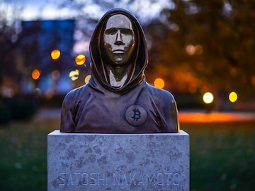 Long lost Satoshi Bitcoin code includes personal notations discovered by a Bitcoiner