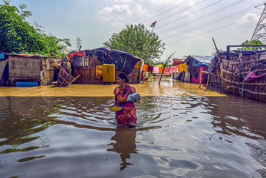 Photo of the day: Calamity continues