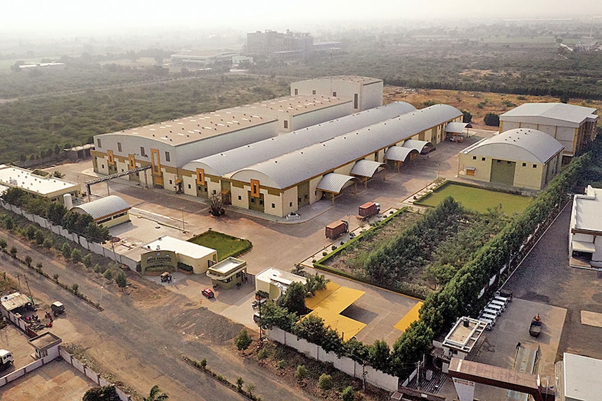 Automation is key at all the Shree Bhagwati Flour & Foods plants, including at the Bhayla plant (above). The group’s manufacturing units  in Gujarat roll out over 700 SKUs and have a daily production capacity of 550 metric tons of flour, and 20 metric tons of spices and whole spices