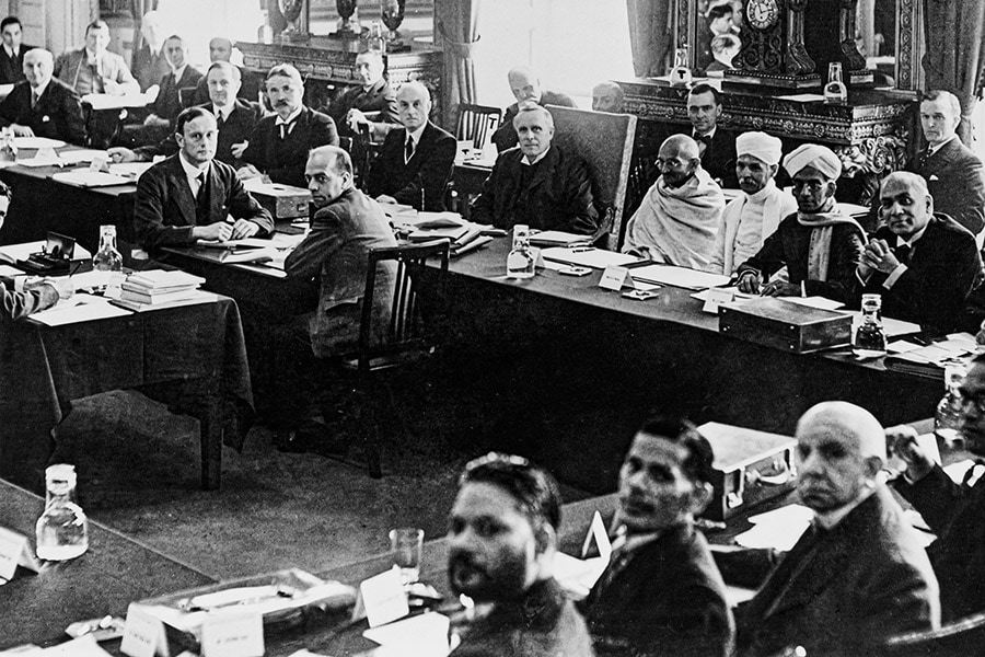 Gandhi and Madan Mohan Malaviya at the second Round Table Conference to discuss Indian constitutional reform in Westminster, London, in September 1931. Image: Woodbine/Mirrorpix/GettyImages