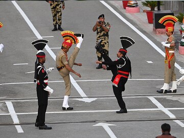 Photo of the day: Beating the Retreat