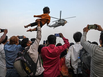 Photo of the day: Taking to the skies