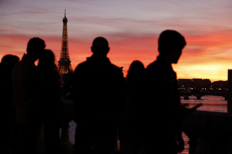 International tourist arrival should reach near pre-pandemic levels in 2023: UN report