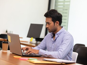 Productivity Theatre: It happens when visibility and responsiveness take priority at work