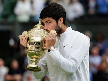 At 20, Carlos Alcaraz is taking tennis beyond the Big Three era