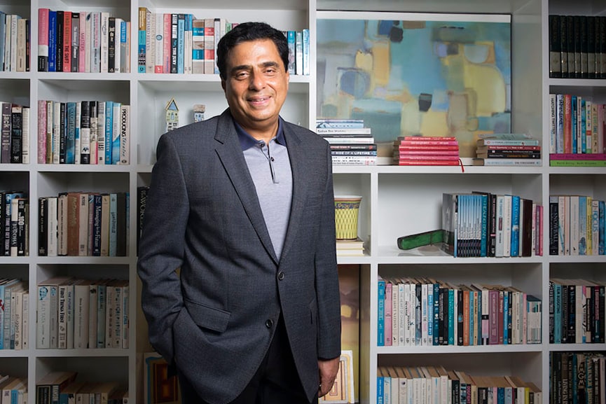 In sports, you must be gutsy enough to lose money before you make money: Ronnie Screwvala