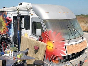 Trailers, a growing trend in wealthy California's housing crisis