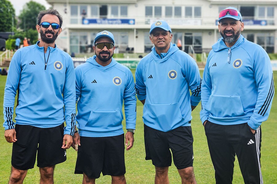 (L-R) Batting coach Vikram Rathour, fielding coach T Dilip, head coach Rahul Dravid, and bowling coach Paras Mhambrey Image: Courtesy Aaquib Wani