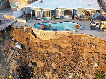 Photo of the day: California floods: On the edge