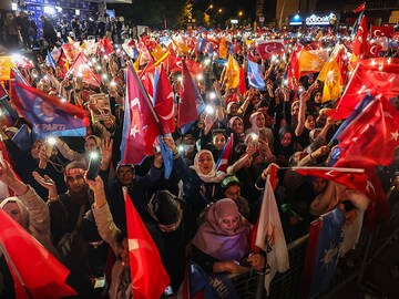 Photo of the day: Turkey inching towards first election runoff