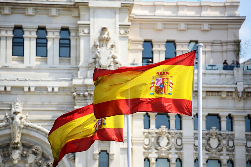 Spain advances MiCA implementation