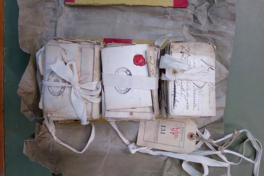 Confiscated French love letters finally opened after 265 years