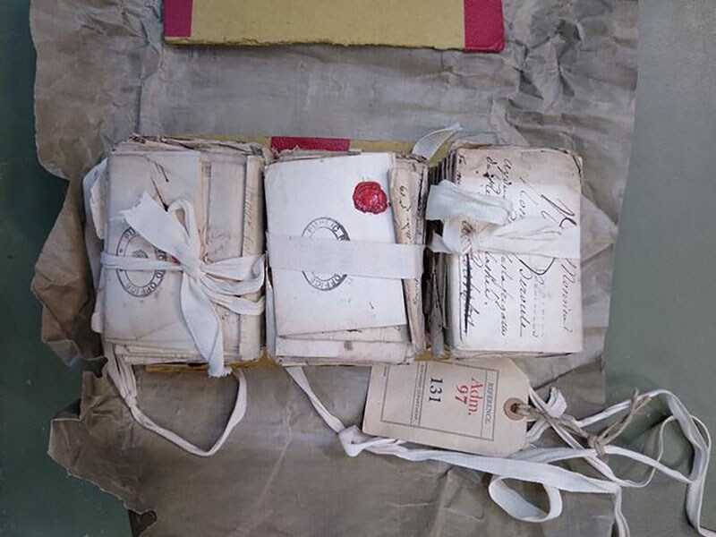 Confiscated French love letters finally opened after 265 years