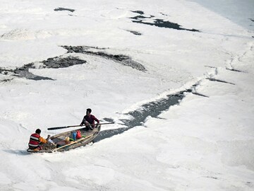 Photo of the day: No respite for New Delhi