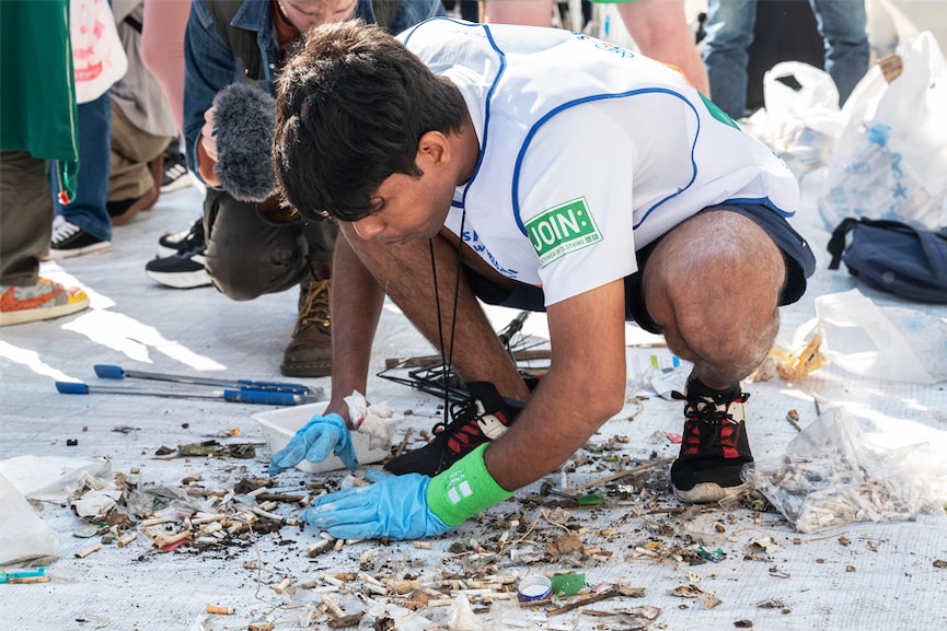 A load of rubbish: Litter-hunters vie for an unusual world title in Tokyo